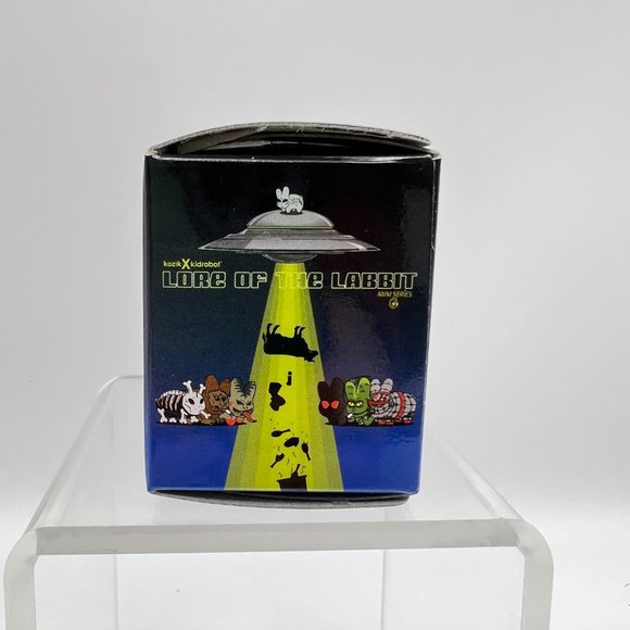 Kidrobot LORE OF THE LABBIT Mini Series ILLUMINATI Vinyl Figure Frank Kozik - Picture 10 of 11